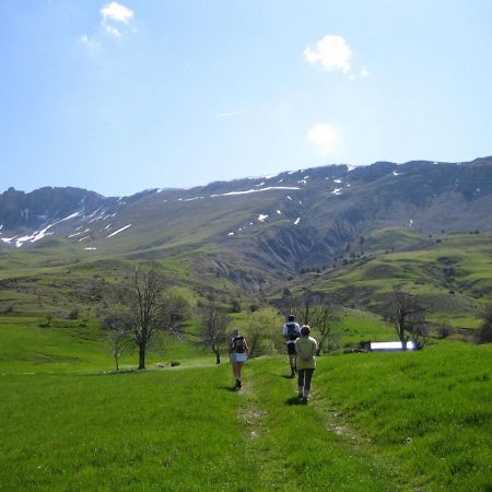 Gite Des Monges Сістерон Екстер'єр фото